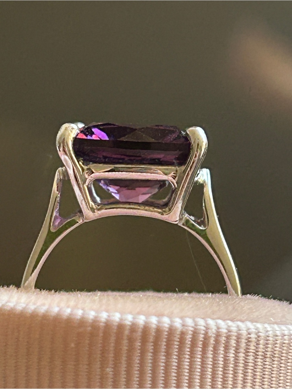 Sterling Silver Amethyst Cushion-Cut Ring - Purple size 6
